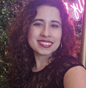 Meet your Posher, Camila